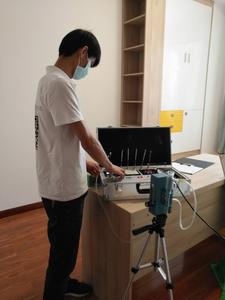 广州某别墅使用寿仙兹《健康家、智慧家、安全家送全屋除甲醛》的3+1方案，整个复式别墅语音智能高端大气，健康家更是形成天然负离子浴，无时无刻都在享受天然的舒适与健康。安全家24小时无论您在哪里，随时掌握家里的一切情况及家人的安全。